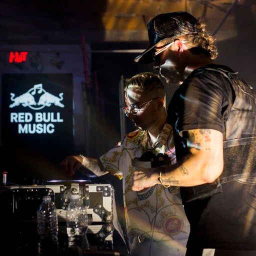 On the Floor – Neoperreo Crew at Red Bull Music Presents: Neoperreo