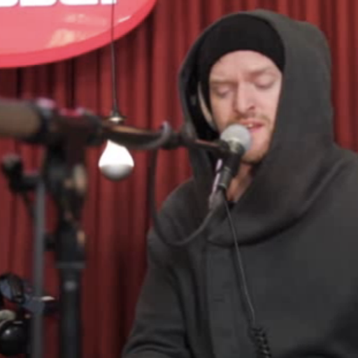 Show#582 (SOHN in session and new bits from Daphni | Childish Gambino | Moonchild | Max Graef ... )