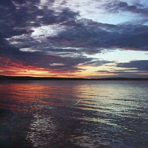 SITTING BY THE SHORE W/ THE BERGIN SISTERS - 28th September 2025