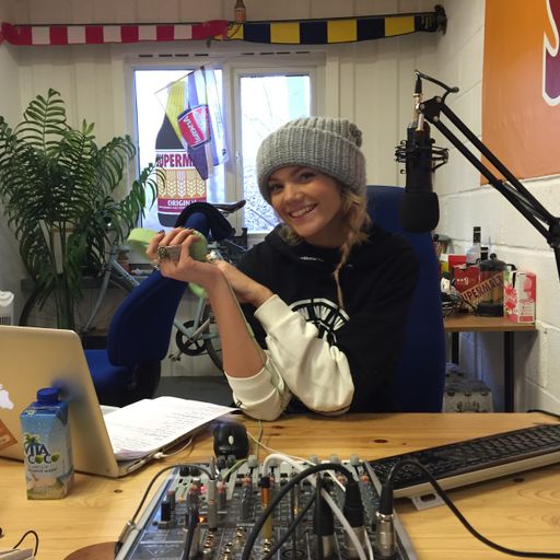 Becca D w Supermalt: Mikill Pane + Allana Verde