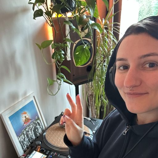 Worldwide Breakfast: Valentine Comar // 21-01-2026