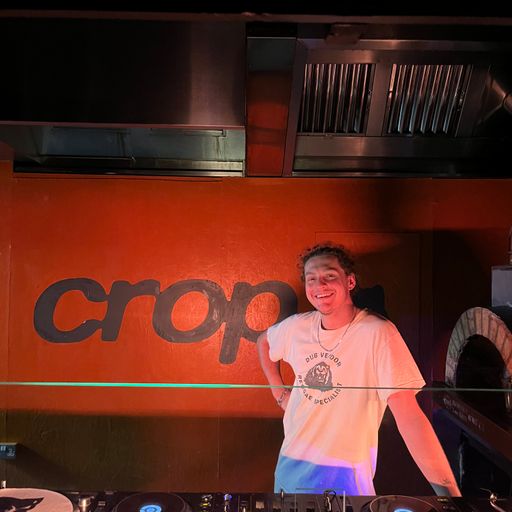 WOH Radio at Night x Crop Radio w/ Tommy Cross // 17-08-24