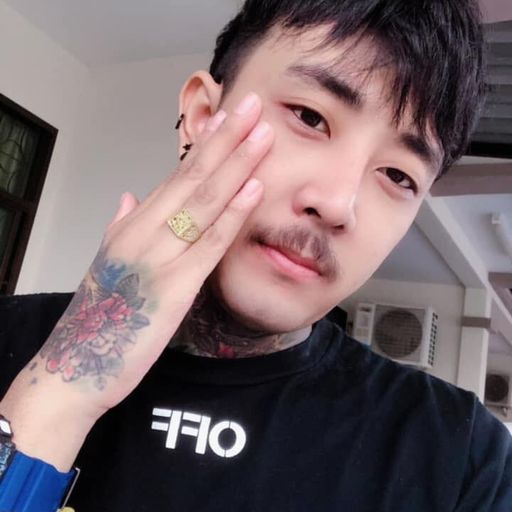 H B D หนึ่งคอลาย