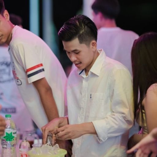 คิดอะไรไม่ออกให้บอก ออนิว