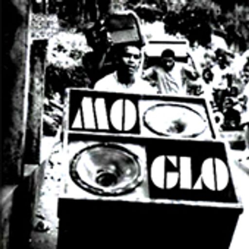 Mo' Glo September 2010