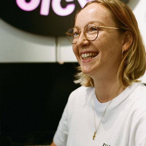 Gestures w/ Jojo Jones - 20/11/22