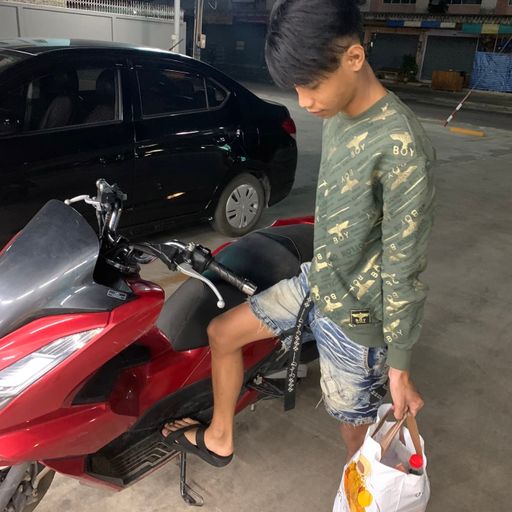 ตื่นมาก็หล่อ กระดอก็แข็ง svd สันต์ รัฐฉาน