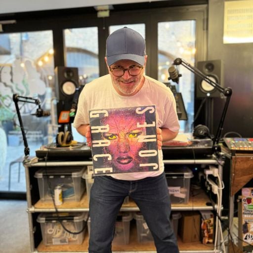 Leo Zero Heavy Grooves Show 19/12/24 - [Voices Radio]