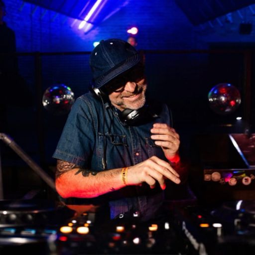 Crescendo w/ Phil Gifford- 10.04.26 [Bloop London Radio]