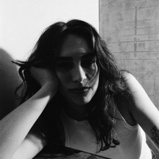 Issey Jean Live Performance & Interview 12/02/2026