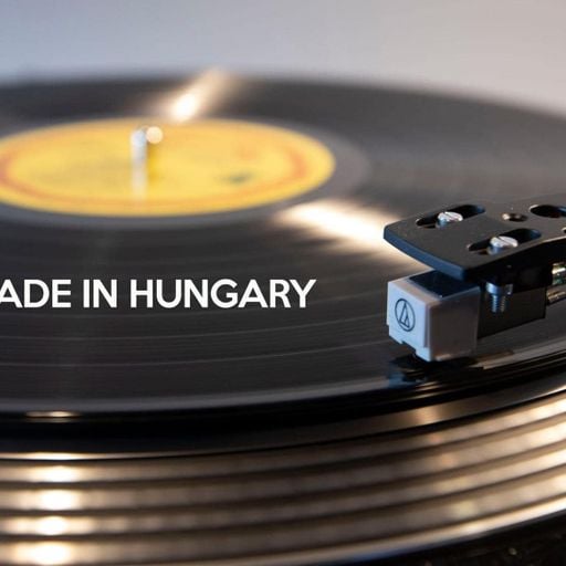 Made in Hungary – Hazai slágerek 120 percben, S. Miller Andrással. www.poptarisznya.hu  2022-10-05.