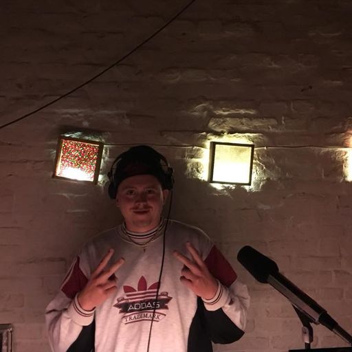 Cashmere Guest Mixes Funky Simon Special Guest 'Voices In my Head' 14/10/017 14.10.2017