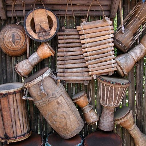 Nouvelle Ambiance with Hugo Mendez – Beats Out of Time