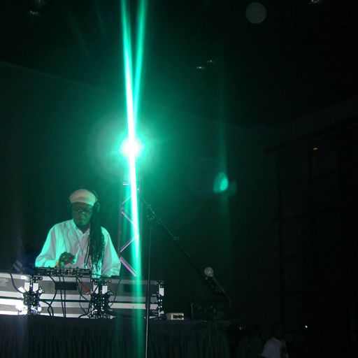 Vibes & Scribes New House Series Volume 90 - The Reynold's Playlist