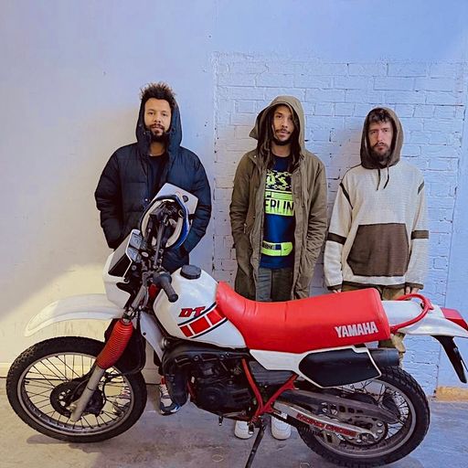 Oscillations: Danalogue with The Colours That Rise // 16-12-20