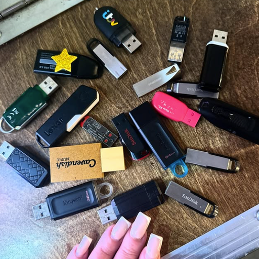 Ellz USB Roulette - 04/03/26 [Voices Radio]