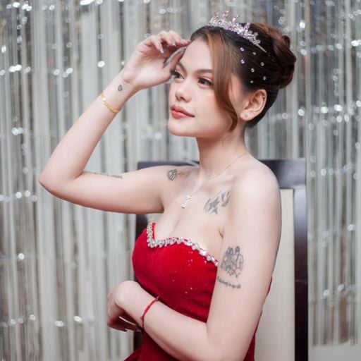 เขาให้หักหนม แต่มึงเสือกหักหลัง HBD.อาริ โกเนีย