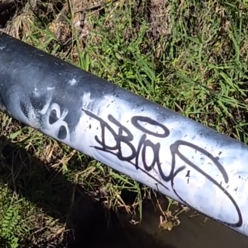 Dunky shimmy on the new year's gimmie