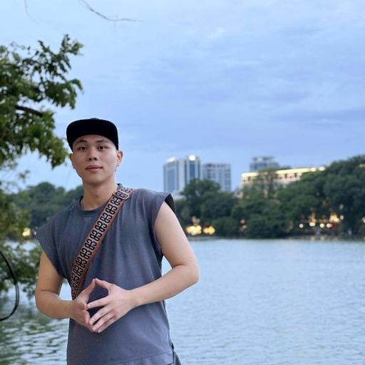 NST 2025-Merry Christmas-FLY UP