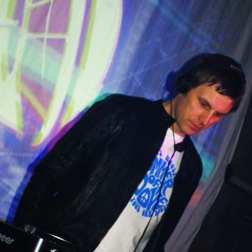 Area 32 054 Hr2 Soul Revolver guest mix