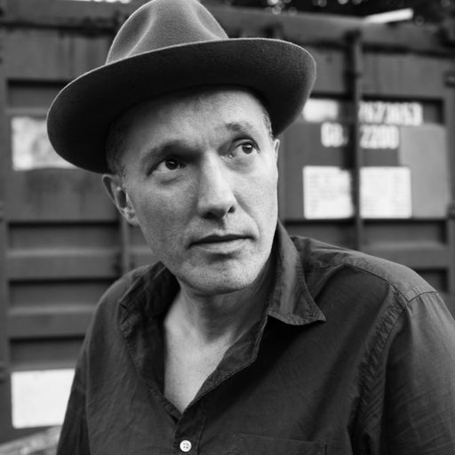 A Bit of Everything in conversation with singer / songwriter Jimmy Livingstone. 4/4/13