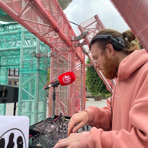 NuMoment Live Broadcast w/ Kit Lockey  31.05.24 - Voices Radio