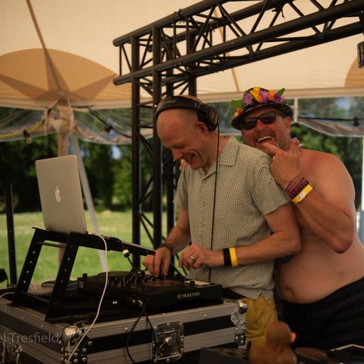 DJ Ian Field_Lift Your Feet Up Off the Ground_ House & Prog Mix_Live at The Grand Fromage_03/06/23