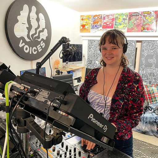 Long Cool Women w/ El 08/09/22