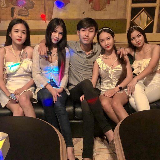 ดูแลเมียหน่อยกดใจให้ผมบ่อยเหลือเกินByขุนแผนเอเชีย