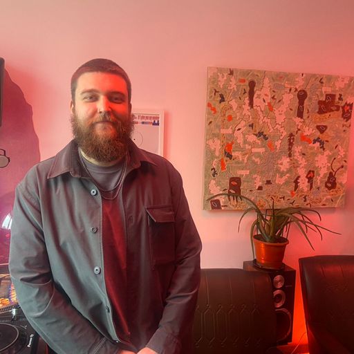 Going On The Computer w. Sean Cotterill - April 2023