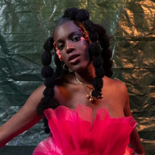 Future Bounce with Sola  // 19-11-21