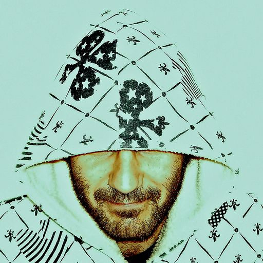 Adolfo Velayos	-	Podcast 04