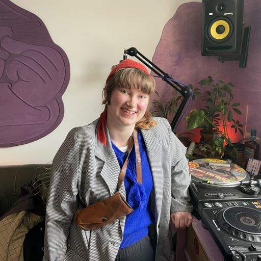 Material Girl w. Maya Wallis - February 2023