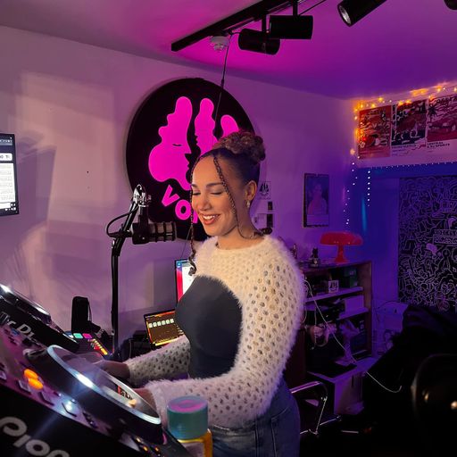 The Sweet Spot W/ Jenna - 23/11/24 - Voices Radio