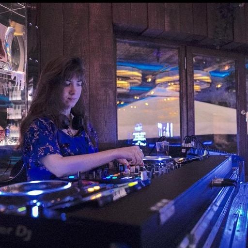 Pourquoi pas? with Ahu // 14-06-20