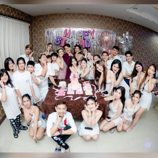 HBD ออมมี่ x โบว์วี่ [ ดีเจมอสซี่ x MC แน็ค หำย้อย ] Live in นครปฐม