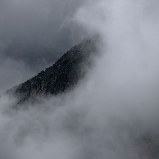 Naviar Broadcast #329 - The Cloud Mountain - 24th July 2024