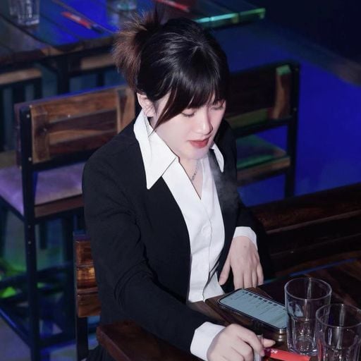 《ALL VINA HOUSE》 这个是不是你们每次找的越南鼓 吹哔哔一直吹不听 155BPM BY DJ BRYAN