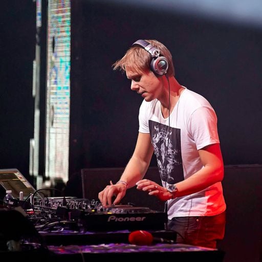 Armin van Buuren - Live at Unighted, Stade de France (04-07-2009) [Reconstruction]