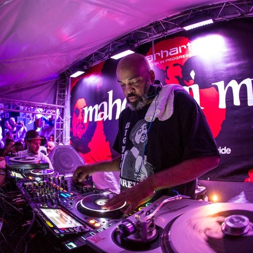 Mahogani Music: Worldwide Festival 2018 with Andrés // 09-07-20