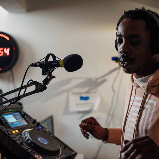 Global Roots: Thris Tian with Balako, Girls Of The Internet and Jon Dixon // 15-06-18