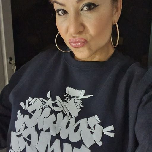 InchHigh73 - 80s and 90s Rave Tunes on 7 inch records