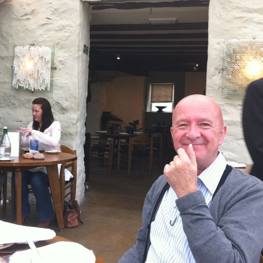 12.7.15 Richard Searling "Rare & well done"