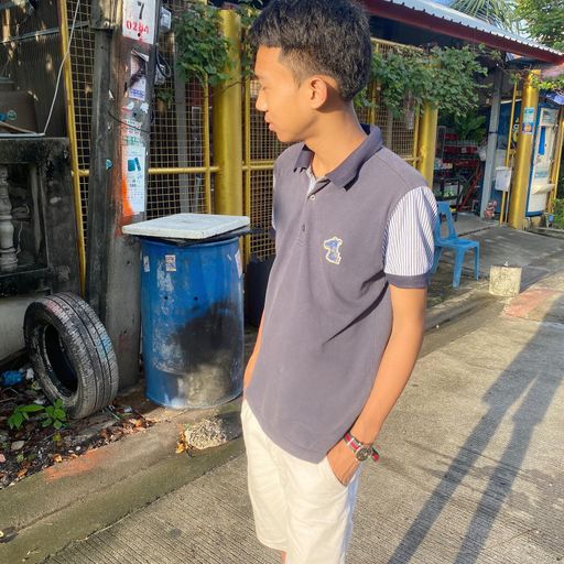 หล่อเลือกได้ รวยเลือกก่อน