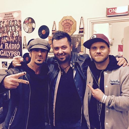 Mélyinterjúk Live!  Sándor Andrással. A műsor vendégei Kiss Endi és Késmárki Zsolt, Hoolligans