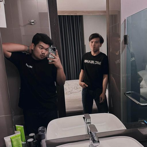 ถึงผมไม่หล่อเหมือนเวียร์แต่ผมก็เลียเหมือนกัน Byสจ.วัสดุก่อสร้าง