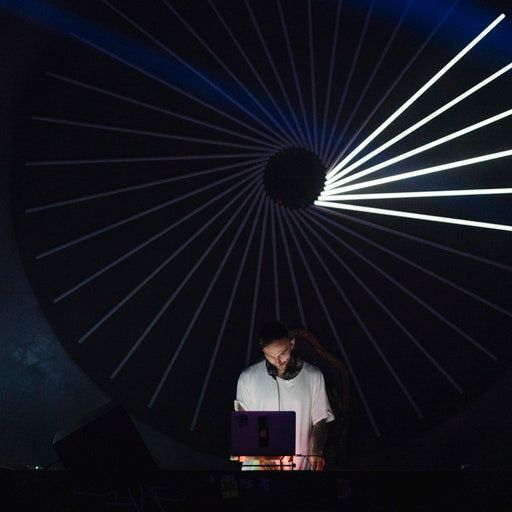 On the Floor – Mana at Red Bull Music Festival Berlin