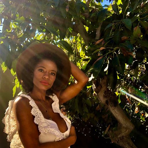 Tiombé Lockhart: Aquarius Season // 04-02-21