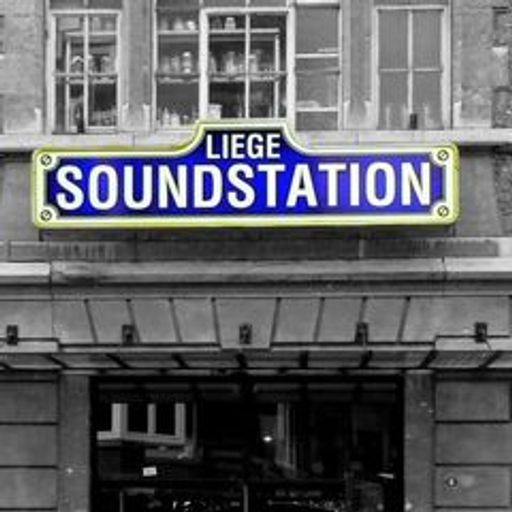 Ade Fenton at "Funtek V8" @ Soundstation (Liège - Belgium) - 21 October 2005