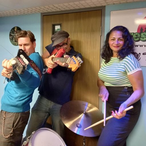 DJ Steve Stack-O-Wax ~ ROCKIN' RADIO with guests the Kellertones ~ 10.09.25